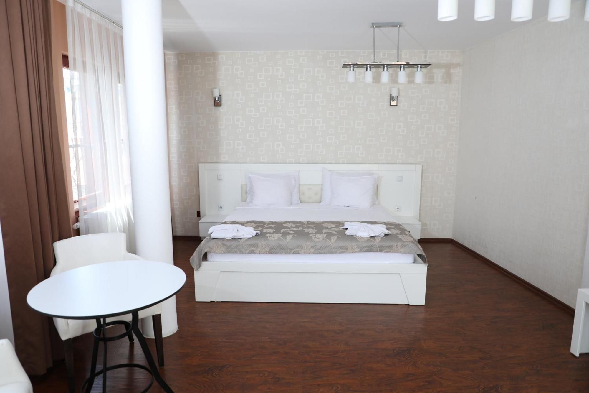 Bruti Hotel بريزرن المظهر الخارجي الصورة