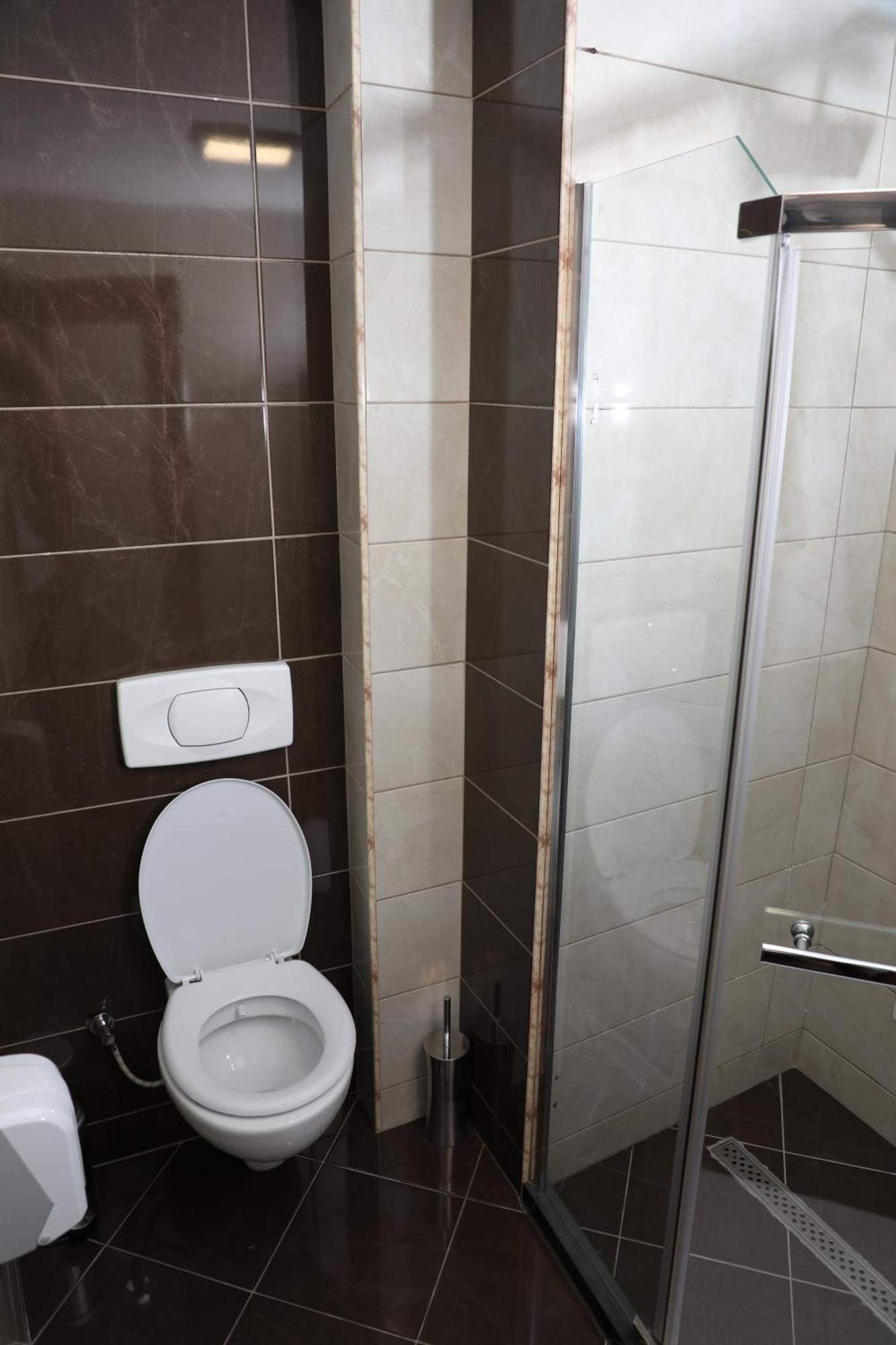 Bruti Hotel بريزرن المظهر الخارجي الصورة