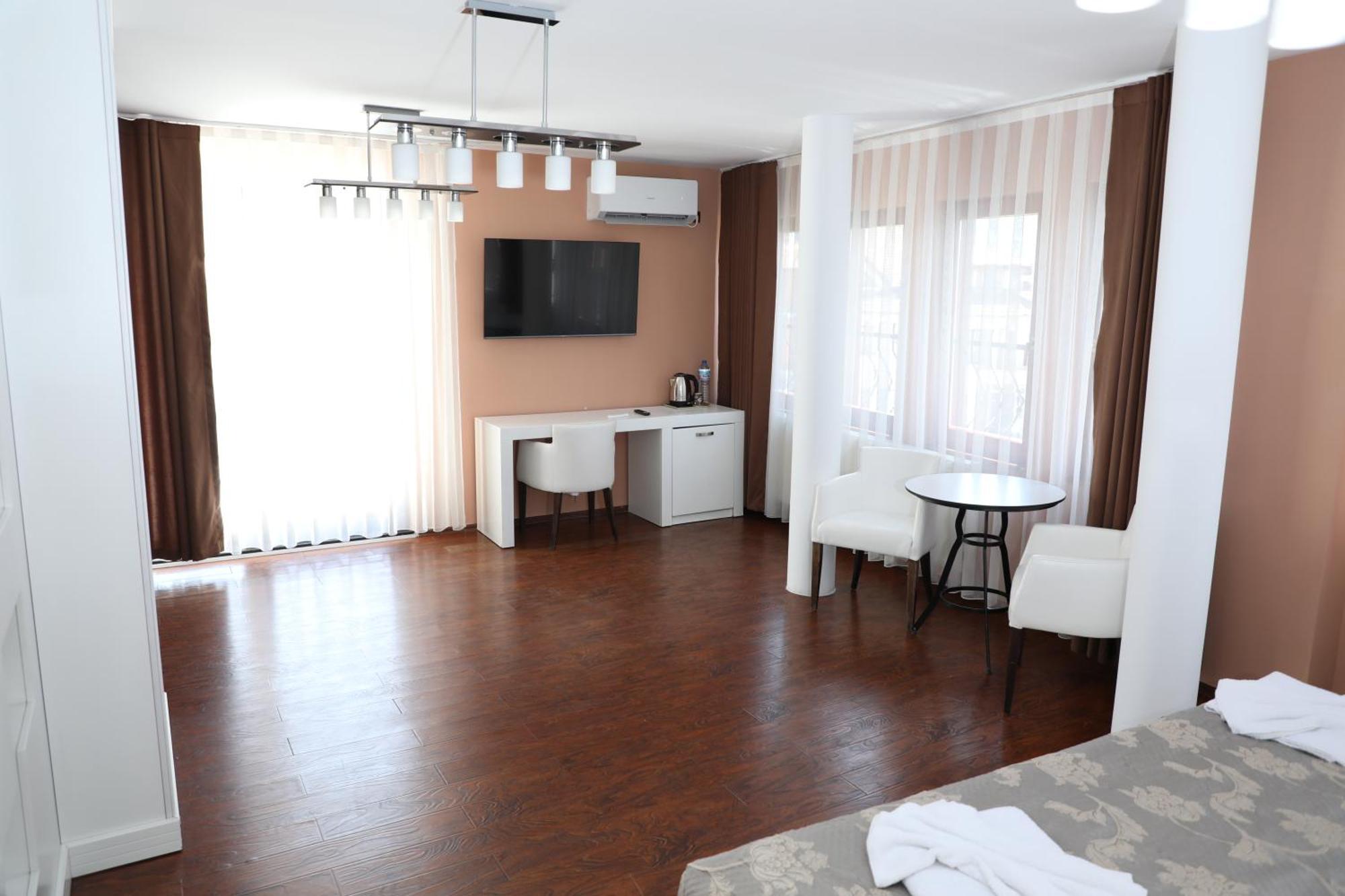 Bruti Hotel بريزرن المظهر الخارجي الصورة