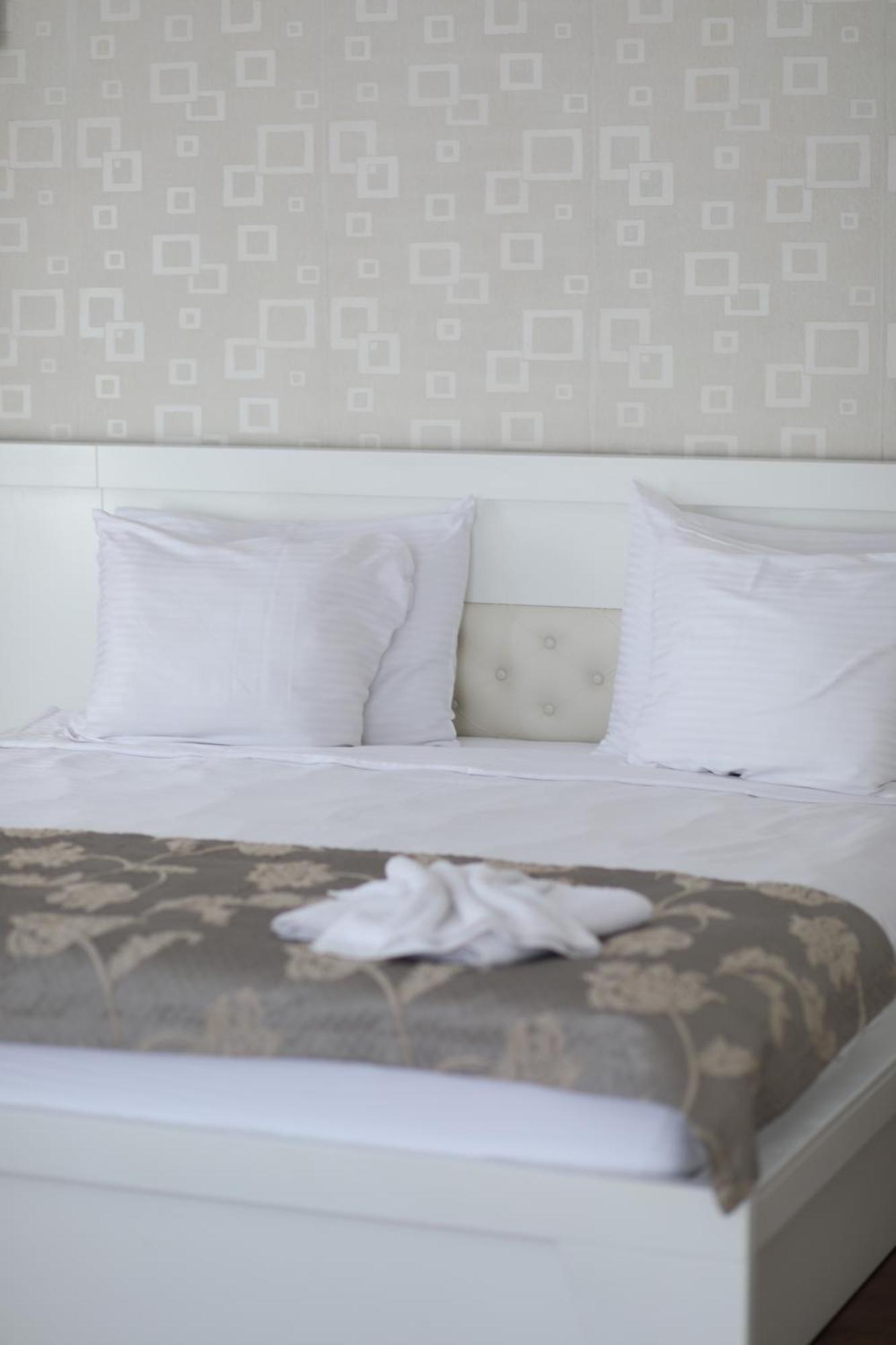 Bruti Hotel بريزرن المظهر الخارجي الصورة