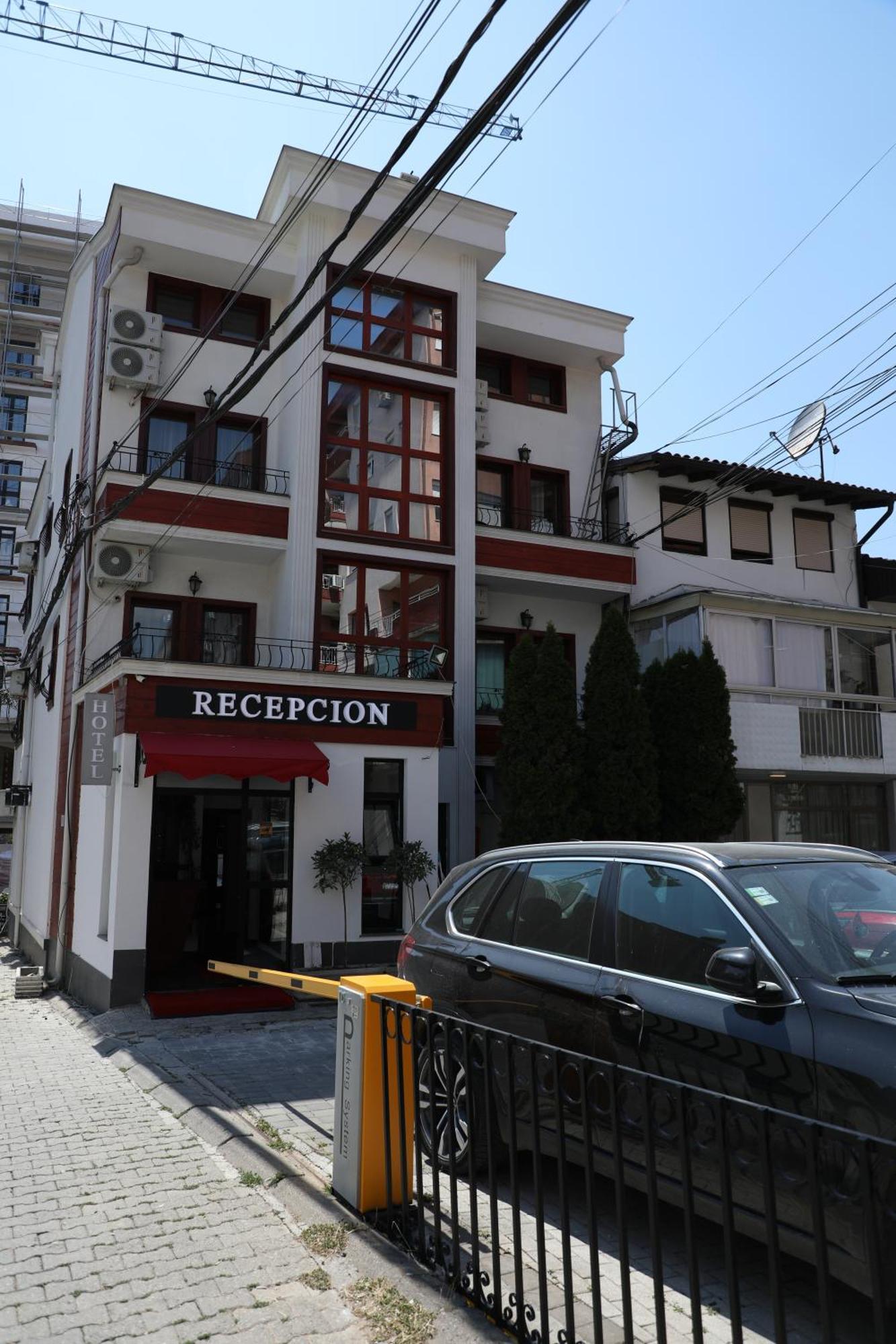Bruti Hotel بريزرن المظهر الخارجي الصورة