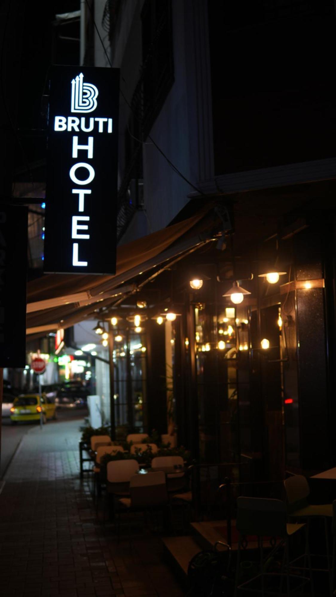 Bruti Hotel بريزرن المظهر الخارجي الصورة